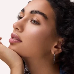 Aura Glam Balm Highlighter