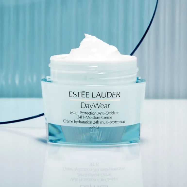 Daywear Moisturizer Multi-Protection Anti-Oxidant 24H-Moisture Creme Spf 15