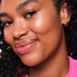 Iluminador en Barra Baby Got Glow