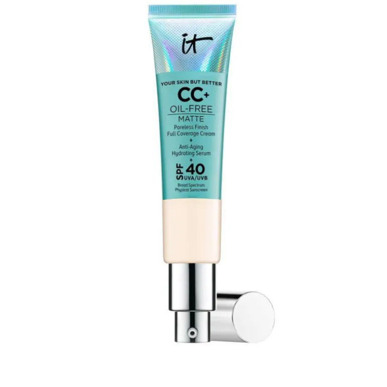 IT COSMETICS CC+ OIL-FREE MATTE BASE DE MAQUILLAJE CON SPF 40+