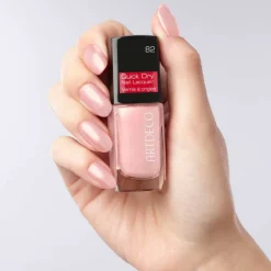 Quick Dry Nail Lacquer