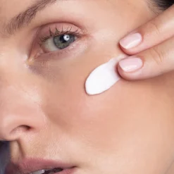 RENERGIE ULTRA SPF20