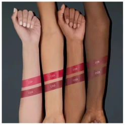 SPARKS OF JOY BARRA DE LABIOS SATINADA