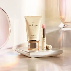 SUN CARE UV PROTECTIVE LIP TREATMENT