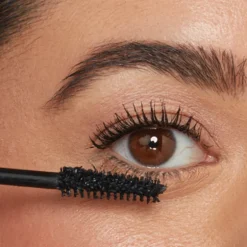 SUPERHERO STRETCH MASCARA